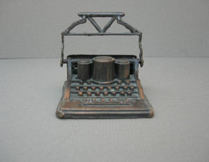 Vintage Old Fashioned Metal Typewriter Pencil Sharpener