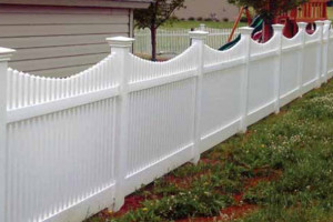 Vinyl – GL Viking Scallop Fence