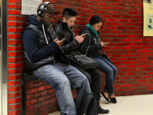 ... -google-i-like-using-my-phone-to-escape-awkward-social-situations.jpg