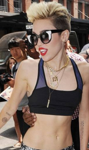 Майли Сайрус является поклонницей ...