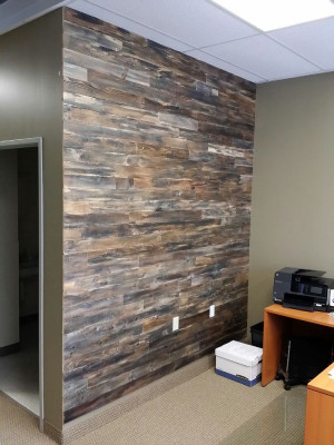 accent-wall-made-with-pallet-wood-home-decor-pallet-wall-decor.jpeg ...
