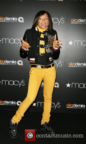 Prev Lil Mama Gallery Next