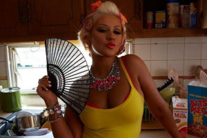 Updated: Christina Aguilera rep: 'Fat girl weight comments are fake'