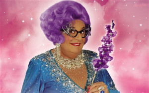 Dama Edna Everage: the Australian superstar retires from the stage ...