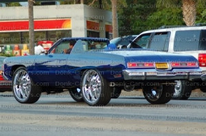 pointed at the donk and told her, 