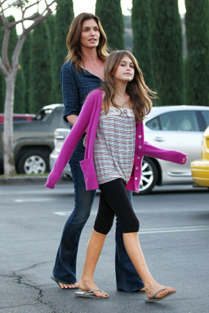 Cindy Crawford and her daughter Kaia!: Fashion, Style, Street Style ...