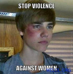 Funny Justin Bieber Bashing Pictures (35 Pics)