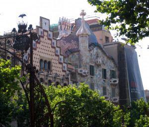 GAUDI, THE ARTIST OF THE UNFINISHED 