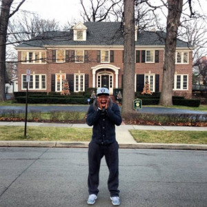 Nate Robinson poses for a pic in his Air Jordan XI ‘Cool Grey’.