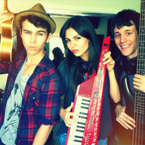 Max Schneider, Victoria Justice and Kurt Schneider Music Video