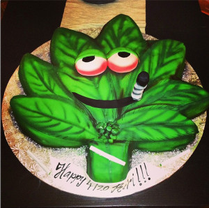 Rihannas Marihuana-Torte (Foto: Instagram/badgalriri)