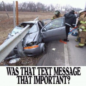 Texting + Driving = Bad Combo @Rachel R R Pratt FOR REALZ!