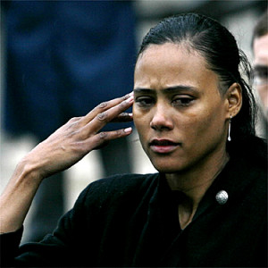 Marion Jones wants to be a professional basketball player