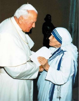 Mother Teresa and Pope John Paul II~~~~ Had an audience with Pope John ...