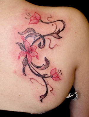 Source: http://www.truelovetattoos.co.uk/page/girly_flowery_and_swirly ...