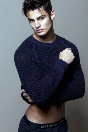 just-guys-thirsty-hot-men-guys-at-yapshow-1