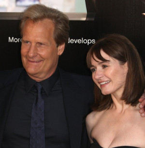 Jeff Daniels and Emily Mortimer at event of The Newsroom
