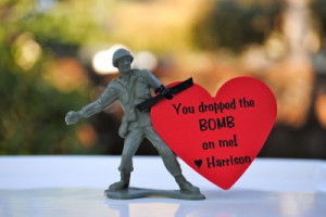 ... and war! Little boys will love exchanging these military valentines