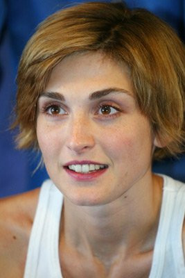 ... com image courtesy wireimage com names julie gayet julie gayet