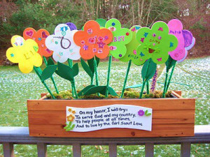 ... .blogspot.com/2012/01/girl-scouts-daisy-flower-garden.html Like