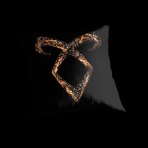 Ellen Kapelle › Portfolio › Mortal Instruments Angelic Power Rune