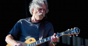 With a 'touch of grey' Grateful Dead reunites for final concert