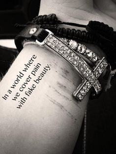 always wears bracelets or always wears long sleeves, i always ask them ...
