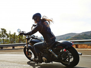 Women Riding Motorcycles Harley Davidson