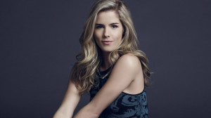 Emily Bett Rickards Screensaver