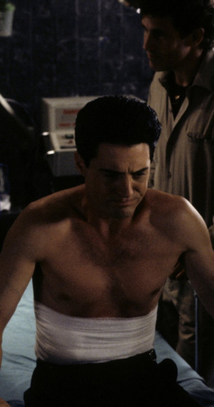 MV5BMTk4MzI5NTY1N15BMl5BanBnXkFtZTgwMjM1NDk0MDE@._V1_SY1200_CR559,0 ...