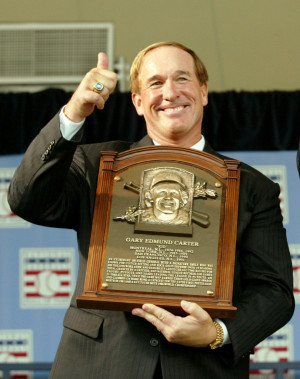 Gary Carter inducted into Hall of Fame in 2003