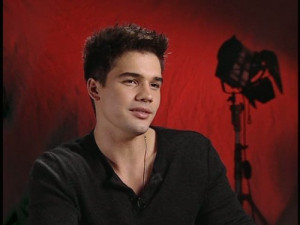 Steven Strait Pictures And