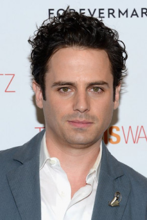 Luke Kirby at event of Take This Waltz (2011)