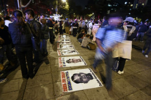 Protesters demonstrate demanding justice in the case of the 43 missing ...
