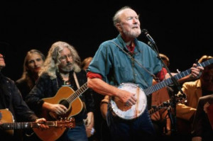 Arlo Guthrie and Pete Seeger perform at the Woody Guthrie Tribute ...