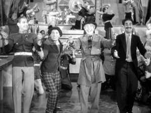 Review - Duck Soup (1933 - Dir. Leo McCarey)