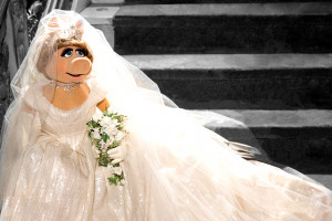 OMG You Guys: Miss Piggy Is Going to Finally Marry Kermit—and in a ...