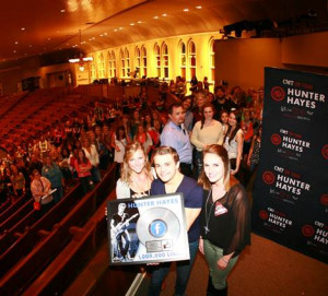 out show at Nashville’s Ryman Auditorium this past Saturday, Hunter ...