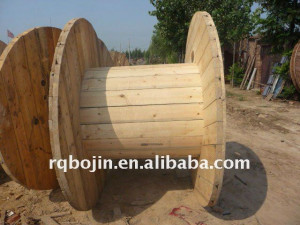 Pine_wood_cable_drum_wooden_cable_reel.jpg