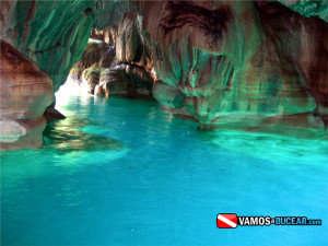 Related Pictures Fondo De Pantalla Paisaje Con Preciosa Cascada