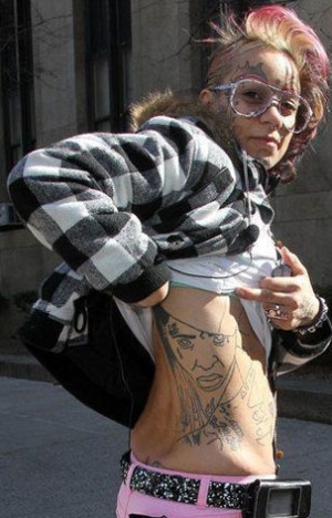 Thread: Lil Wayne's Biggest Fan Shows Her Crazy Weezy Tattoo - Hot Or ...