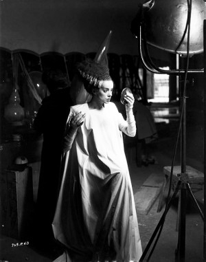 Elsa Lanchester durante el rodaje de “La Novia de Frankenstein ...