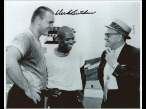 Dick Butkus Signed Photograph - Black White 8x10 George Halas Gale ...