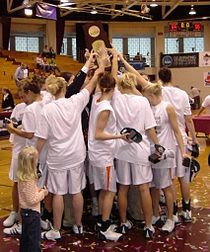 ... women's team raises 2006 NCAA Division III championship trophy