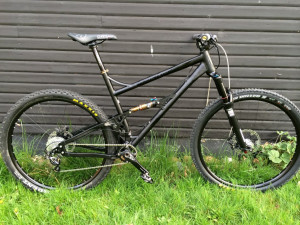 Let's speculate about the new Banshee 29er!-phantom-2.jpg