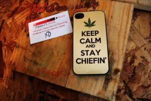 Keep calm chieffin Wiz khalifa weed Apple iphone 4 / 4s Hard Case