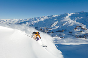 Piste to Powder: Your guide to what’s on offer off the piste!