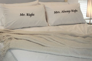 Kussenslopen als huwelijkscadeau Mr. Right and Mrs. Always Right
