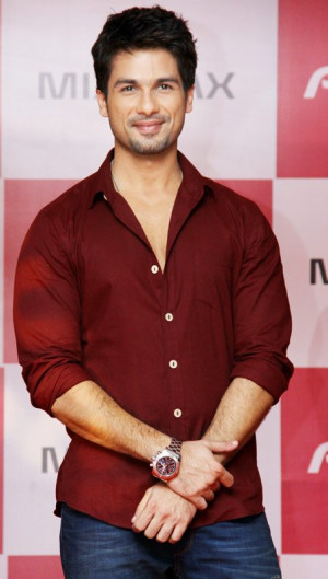 ... boyfriend Shahid Kapoor has said that he is happy for Kareena Kapoor