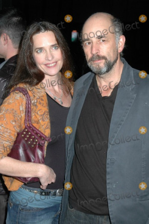 Sheila Kelley Picture - Sheila Kelley and Richard Schiff at the Los